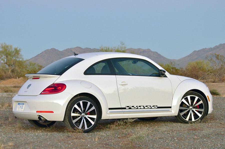 Volkswagen Beetle Turbo 2012 года  (фото 28 из 84)